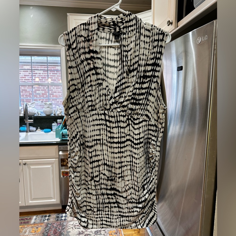 Pre-Loved Ann Taylor Knit Top size XL